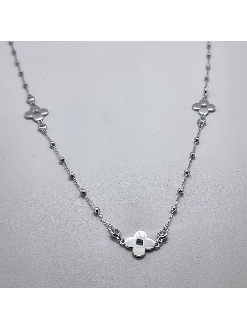 Brand New Sterling Silver 925 Three Clover Beaded Necklace - Picture 3 of 6